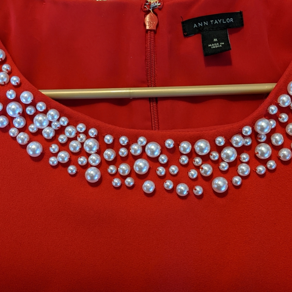 Pearl collar sleeveless top